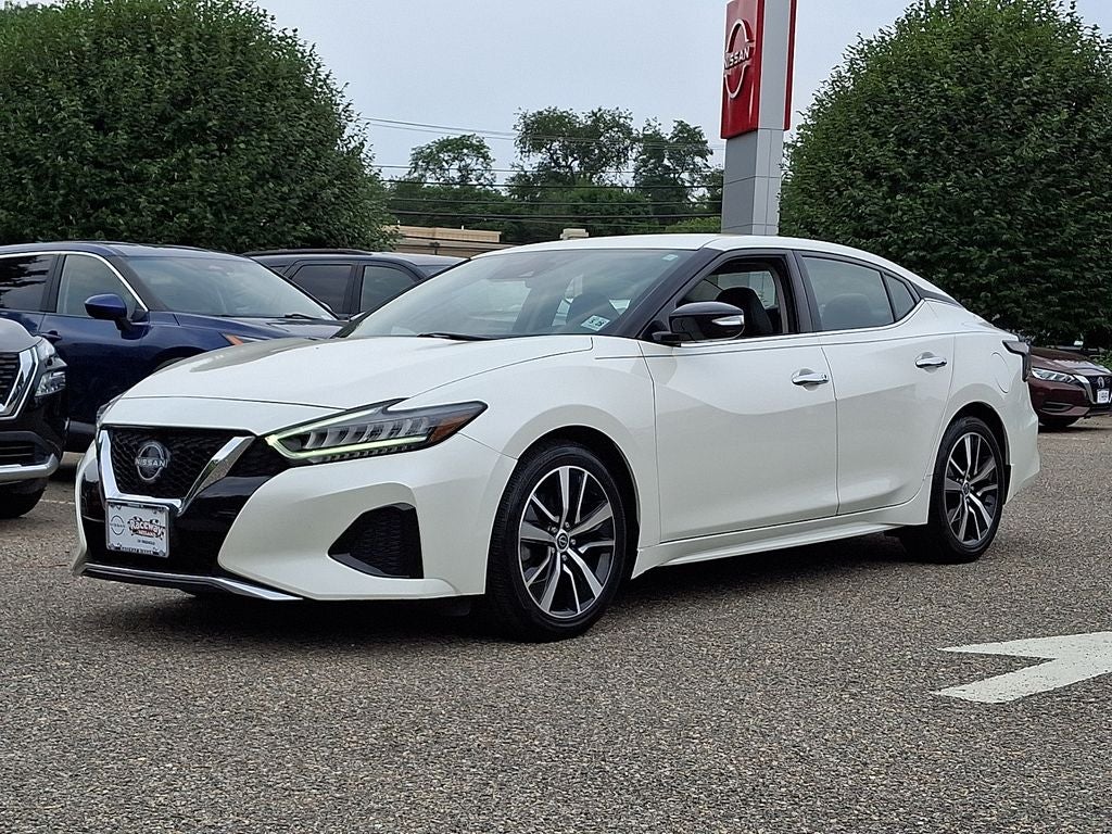 2023 Nissan Maxima SV