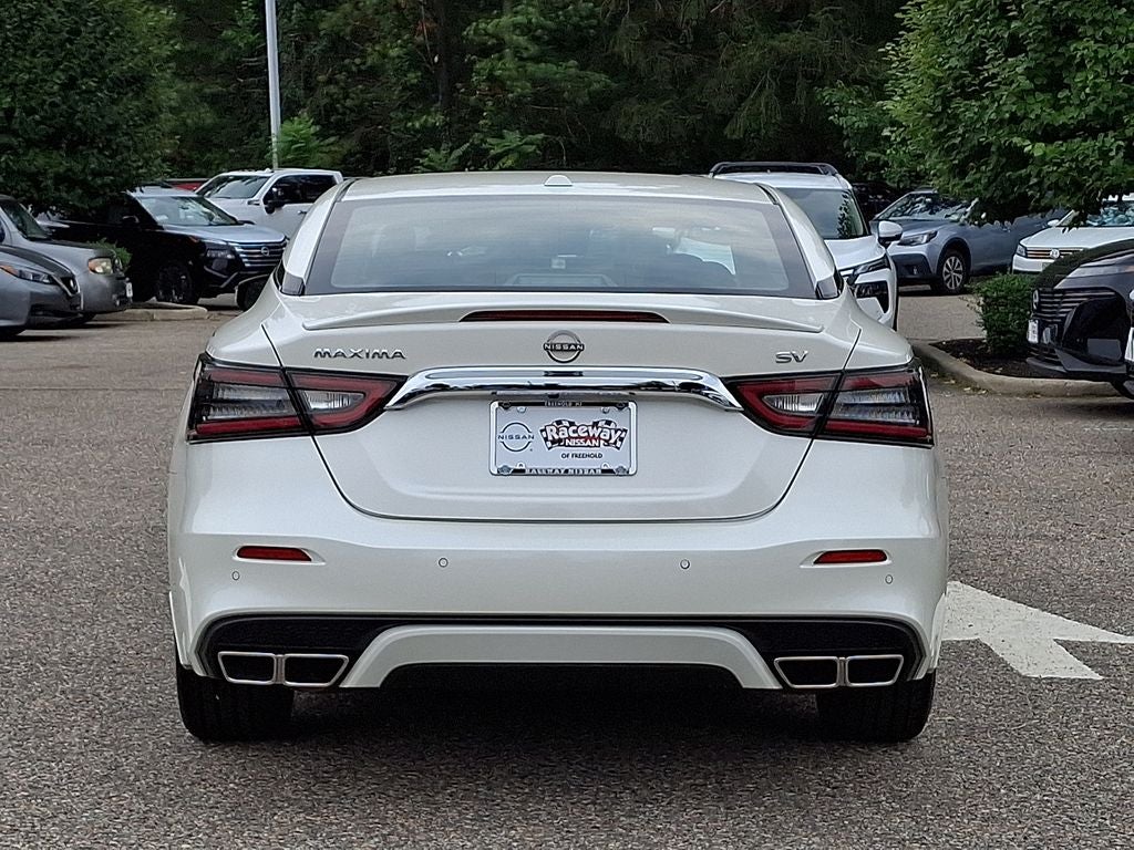 2023 Nissan Maxima SV