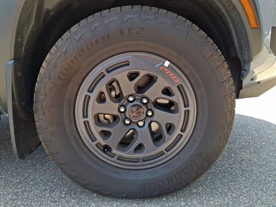 2025 Nissan Frontier PRO-4X