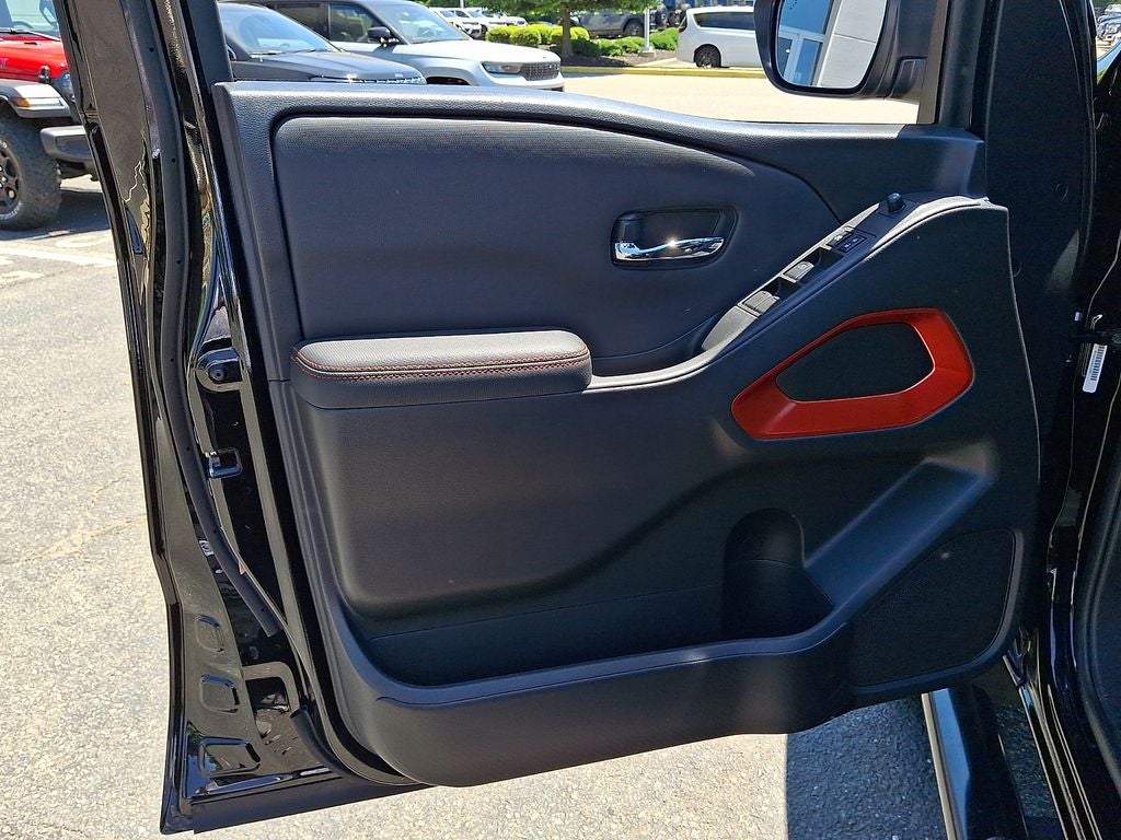 2024 Nissan Frontier PRO-4X