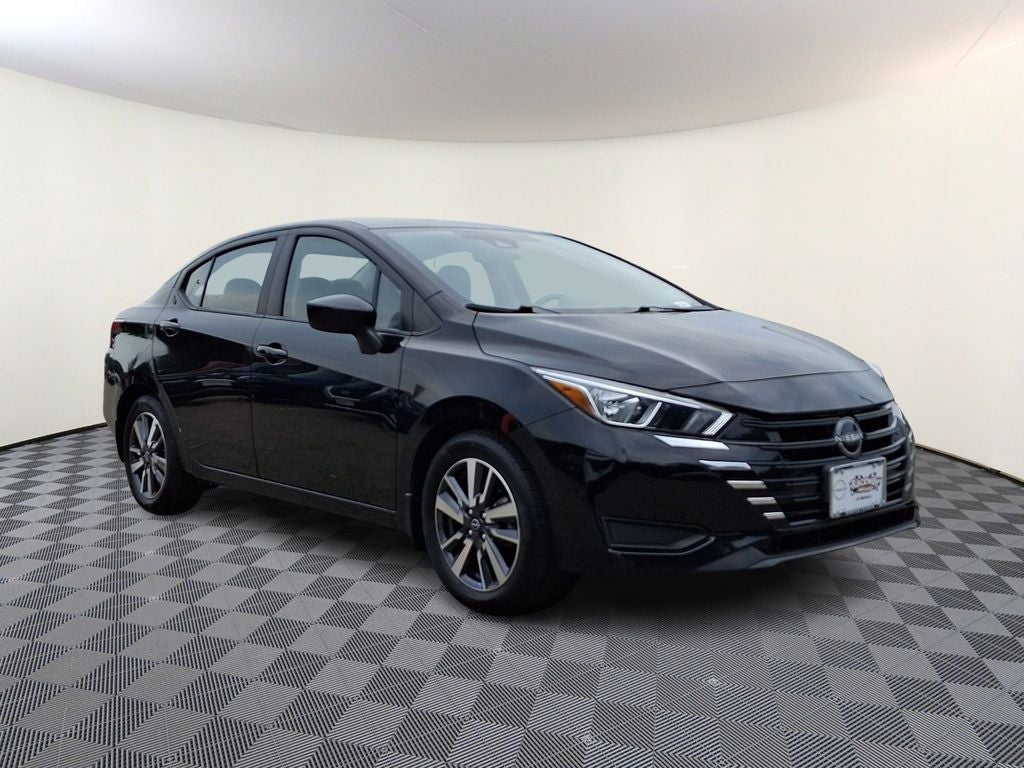 2024 Nissan Versa 1.6 SV