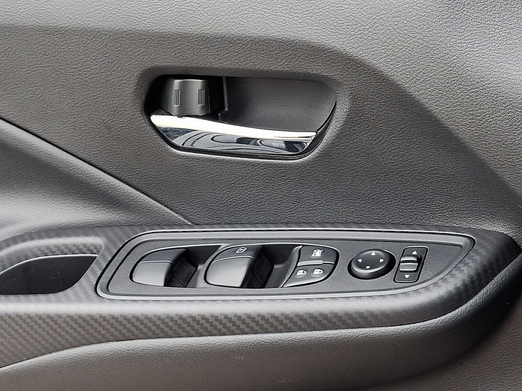 2024 Nissan Versa 1.6 SV