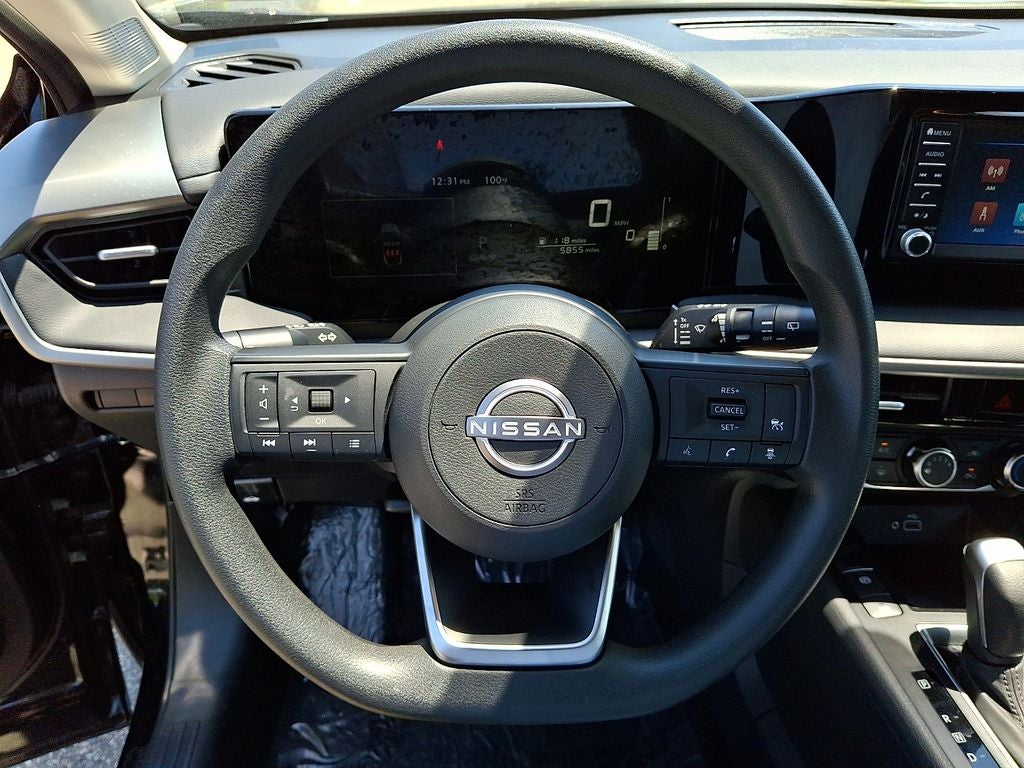 2025 Nissan Kicks S