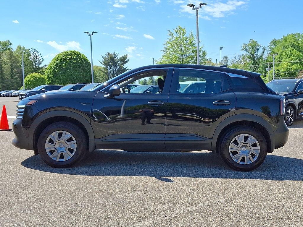 2025 Nissan Kicks S