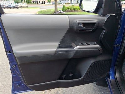 2022 Toyota Tacoma SR5 V6
