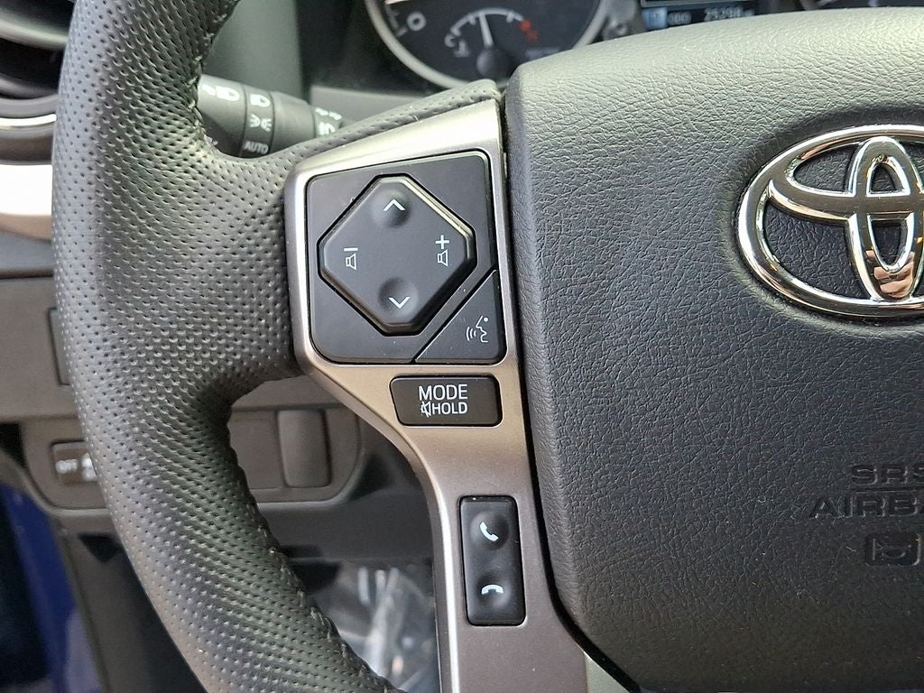 2022 Toyota Tacoma SR5 V6