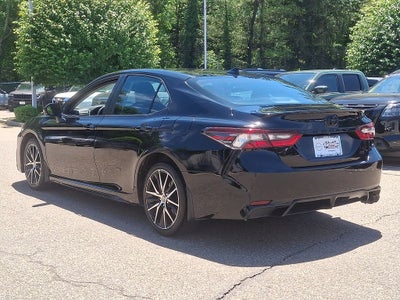 2024 Toyota Camry SE