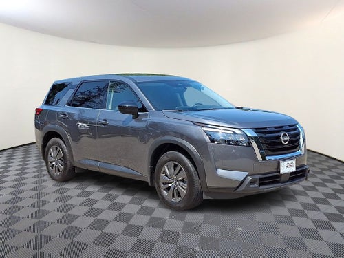 2025 Nissan Pathfinder S