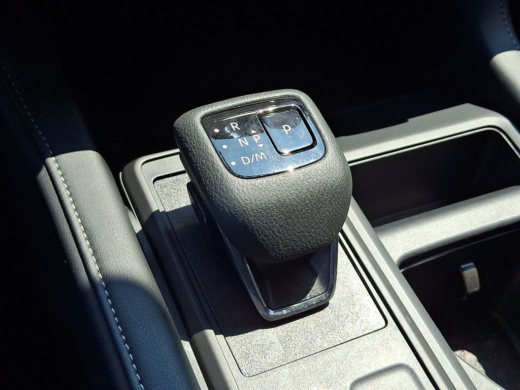 2025 Nissan Pathfinder S
