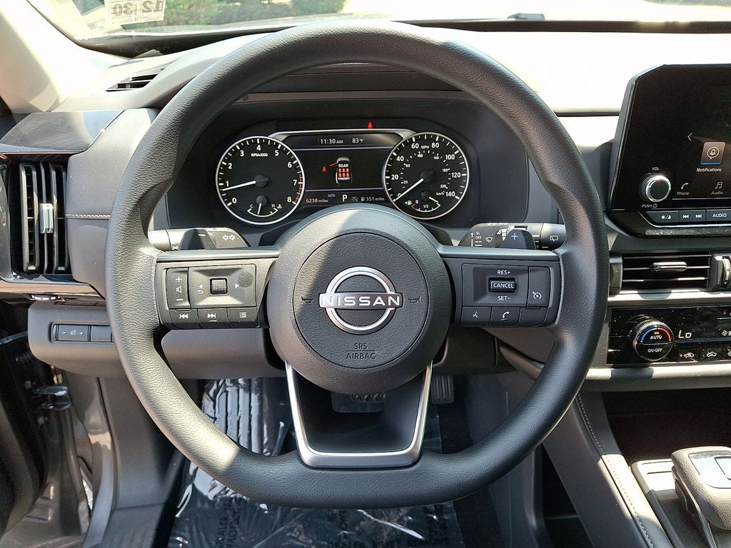 2025 Nissan Pathfinder S