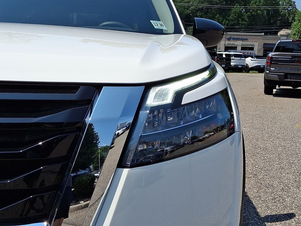 2025 Nissan Pathfinder S