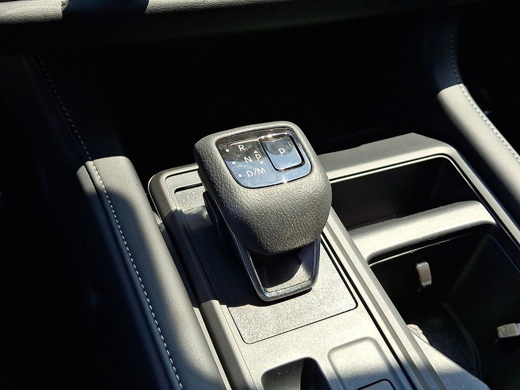 2025 Nissan Pathfinder S