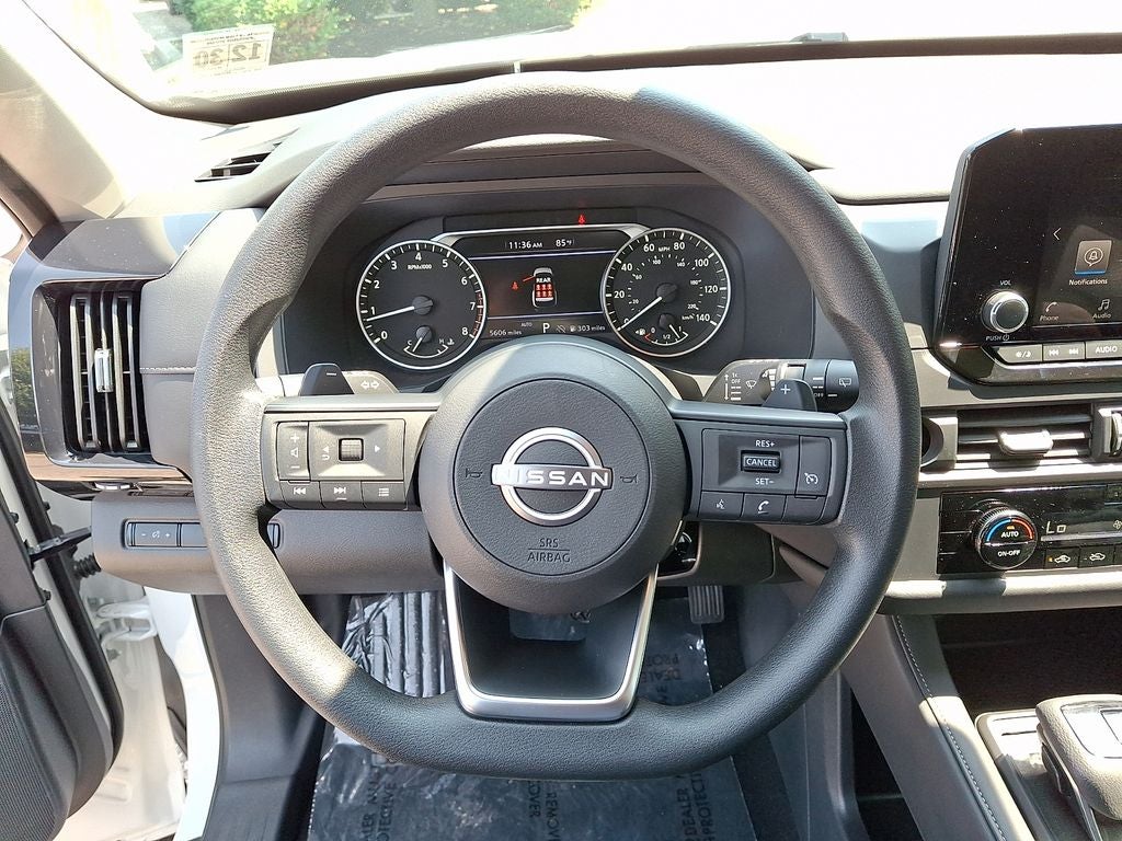 2025 Nissan Pathfinder S