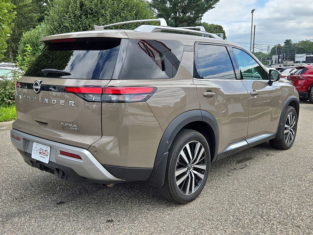 2023 Nissan Pathfinder Platinum