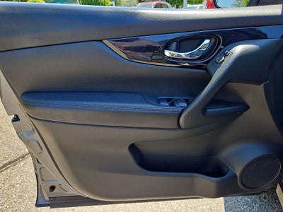 2020 Nissan Rogue Sport SV