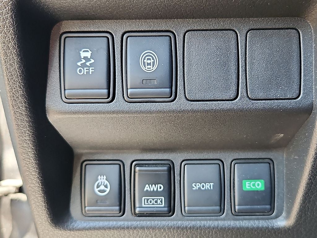 2020 Nissan Rogue Sport SV