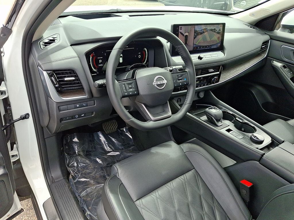 2025 Nissan Rogue Platinum
