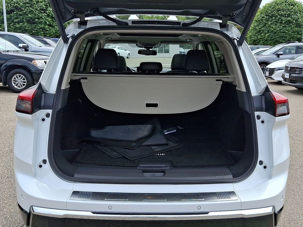 2025 Nissan Rogue Platinum
