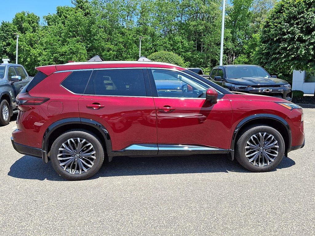 2025 Nissan Rogue Platinum
