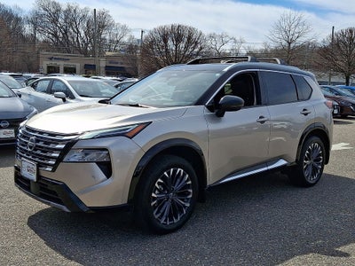 2025 Nissan Rogue Platinum
