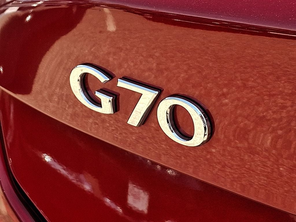 2020 Genesis G70 2.0T