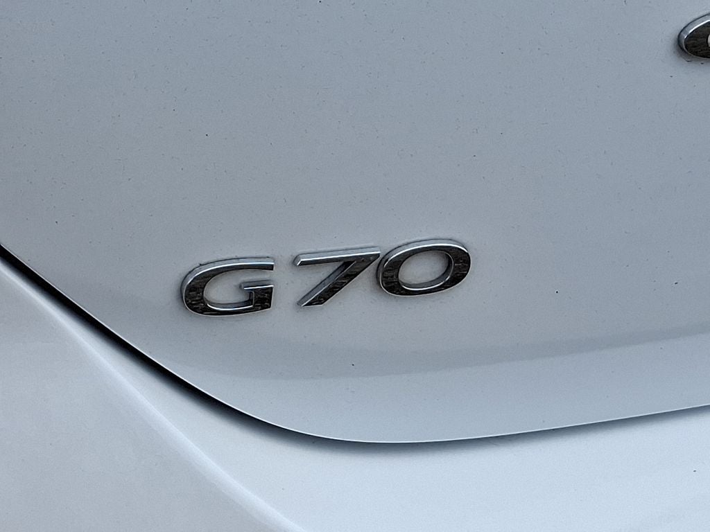 2023 Genesis G70 2.0T
