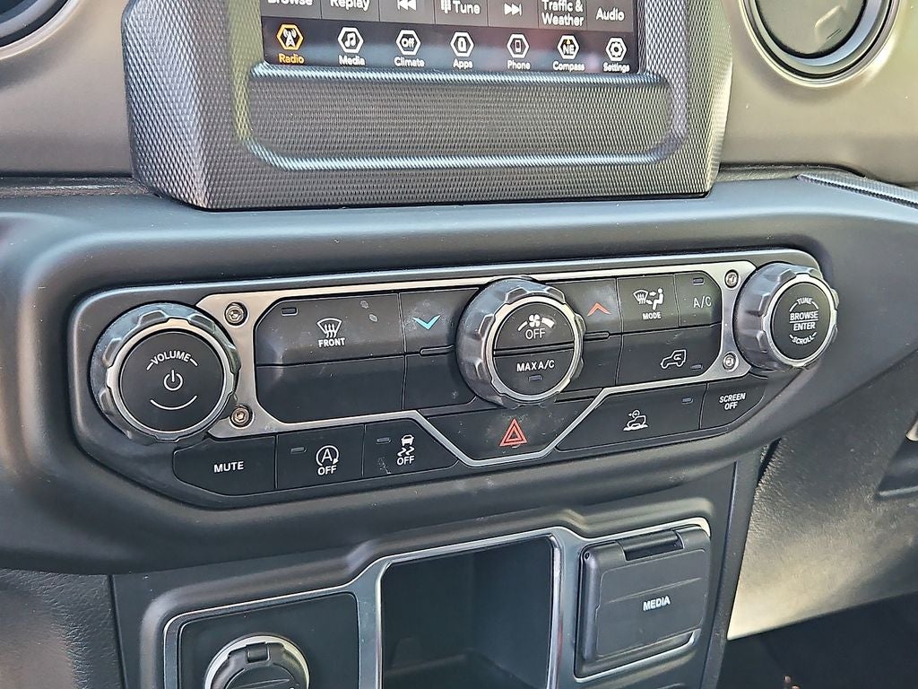 2022 Jeep Wrangler Sport