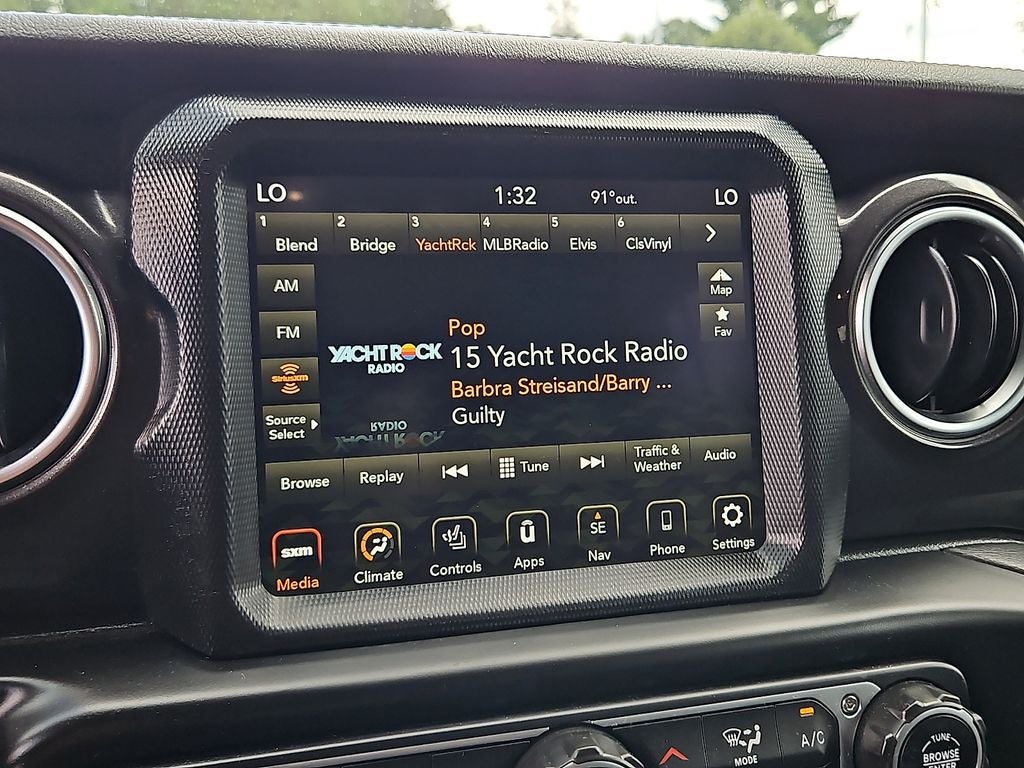 2022 Jeep Wrangler Unlimited Sahara Altitude 4x4