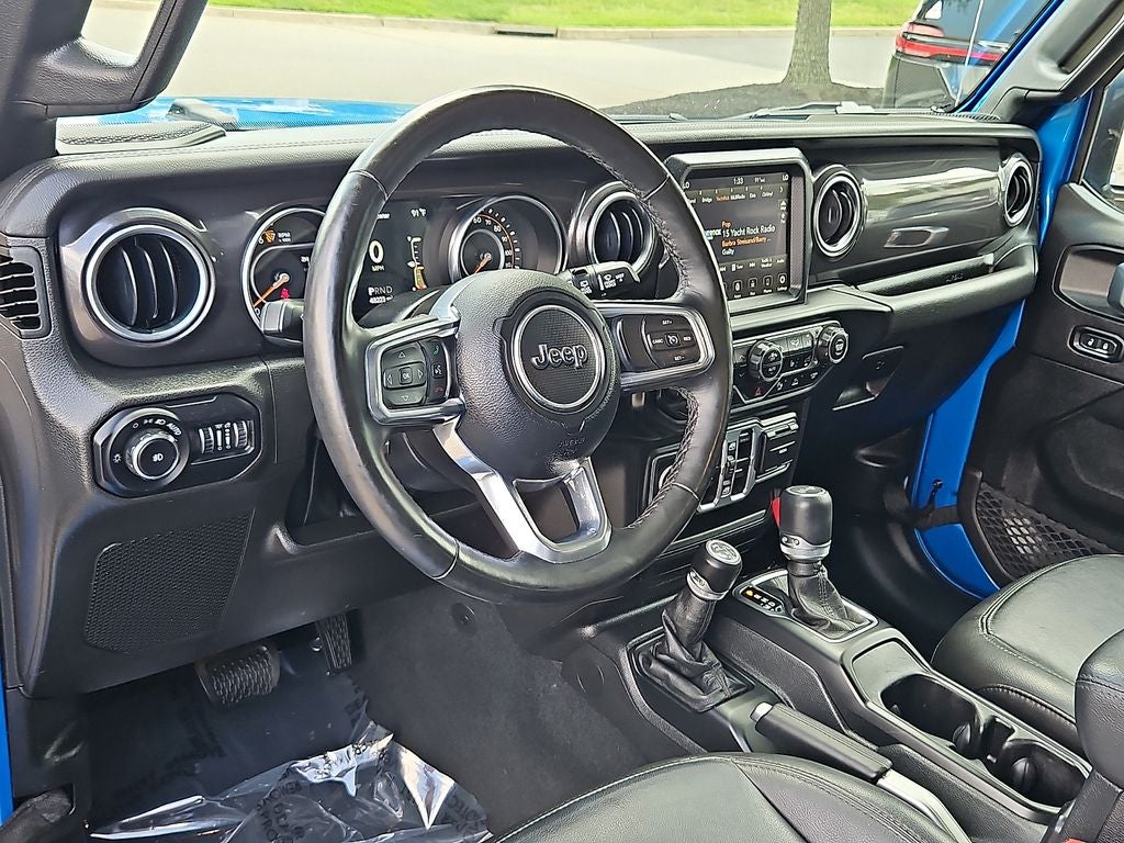 2022 Jeep Wrangler Unlimited Sahara Altitude 4x4