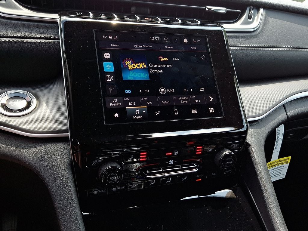 2026 Jeep Grand Cherokee GRAND CHEROKEE LAREDO X 4X4