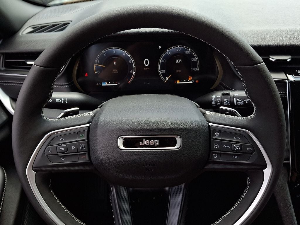 2026 Jeep Grand Cherokee GRAND CHEROKEE LAREDO X 4X4