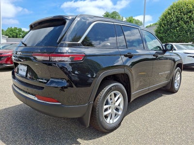 2026 Jeep Grand Cherokee GRAND CHEROKEE LAREDO X 4X4