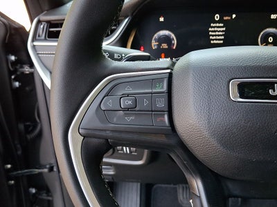 2026 Jeep Grand Cherokee GRAND CHEROKEE LAREDO X 4X4