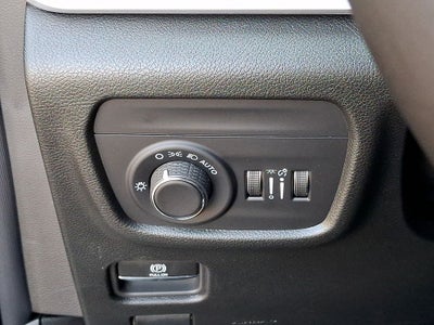 2026 Jeep Grand Cherokee GRAND CHEROKEE LAREDO X 4X4