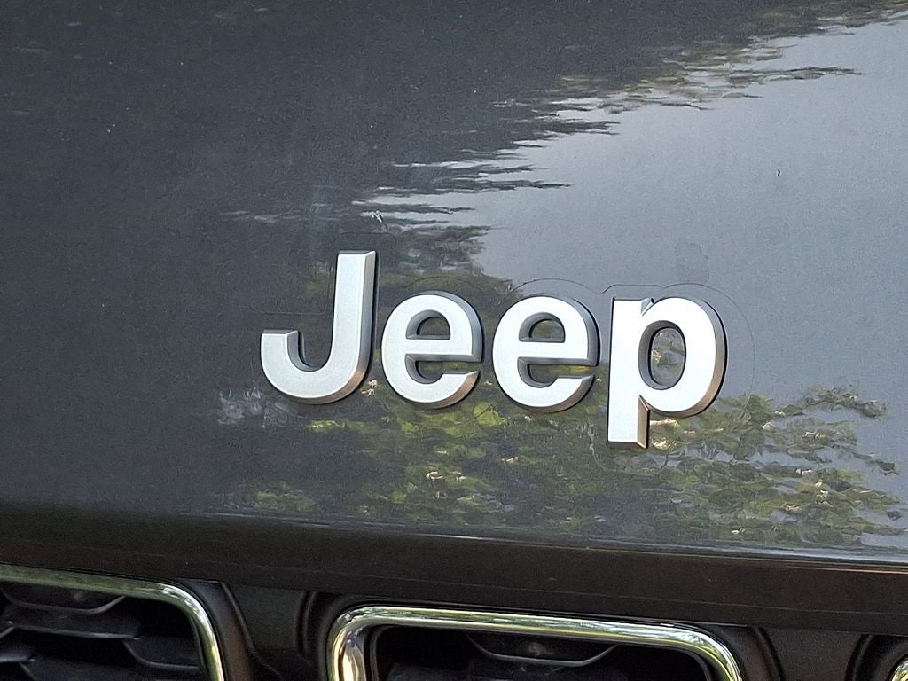 2026 Jeep Grand Cherokee GRAND CHEROKEE LAREDO X 4X4