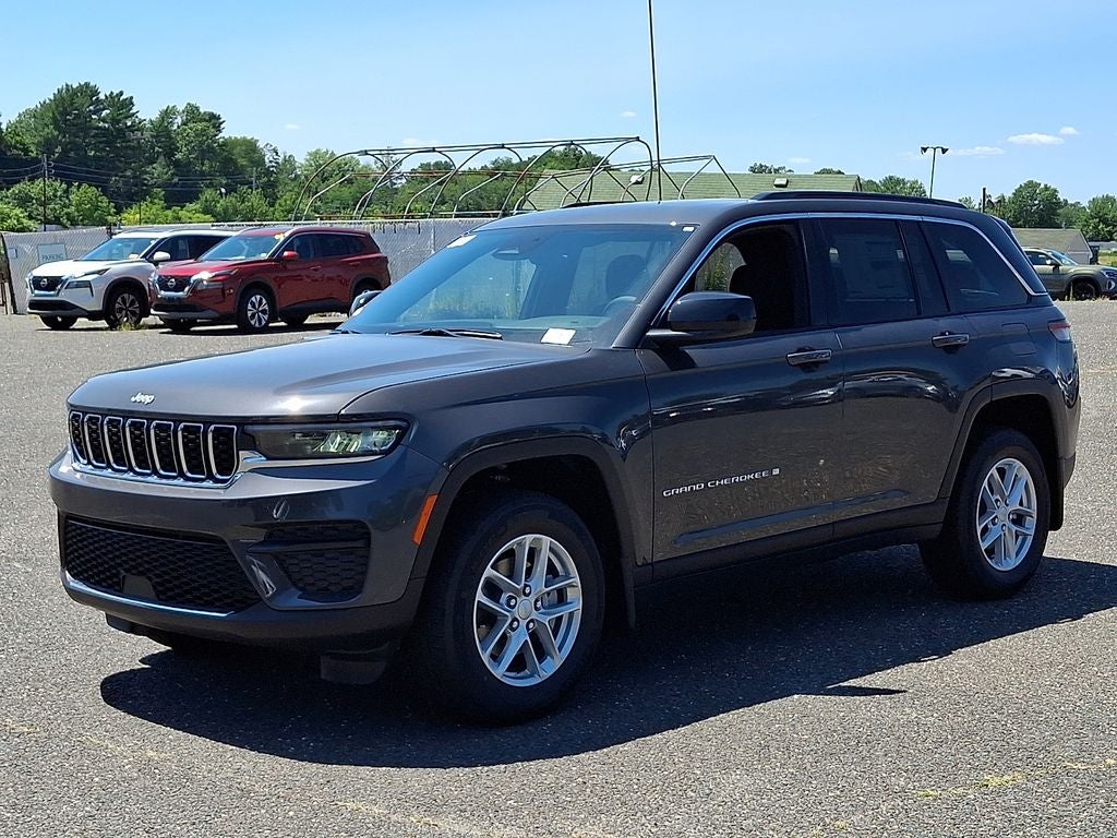 2026 Jeep Grand Cherokee GRAND CHEROKEE LAREDO X 4X4