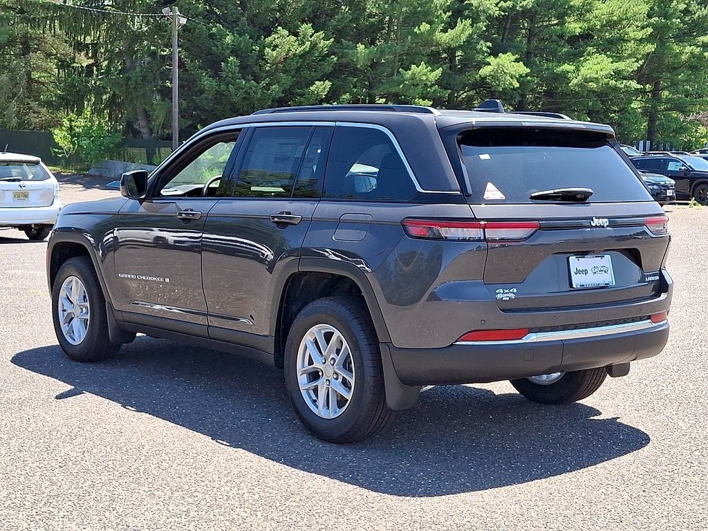 2026 Jeep Grand Cherokee GRAND CHEROKEE LAREDO X 4X4