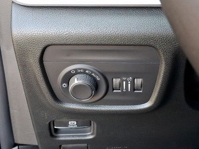 2026 Jeep Grand Cherokee GRAND CHEROKEE LAREDO X 4X4