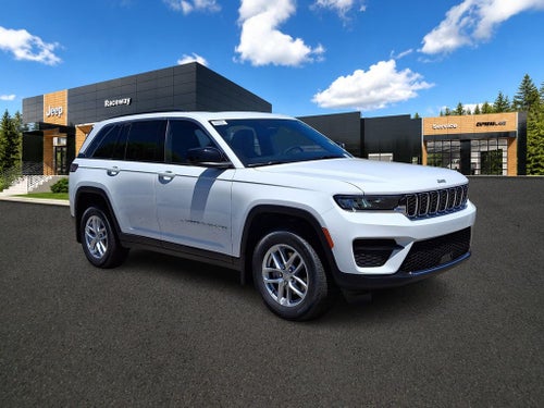 2026 Jeep Grand Cherokee GRAND CHEROKEE LAREDO X 4X4