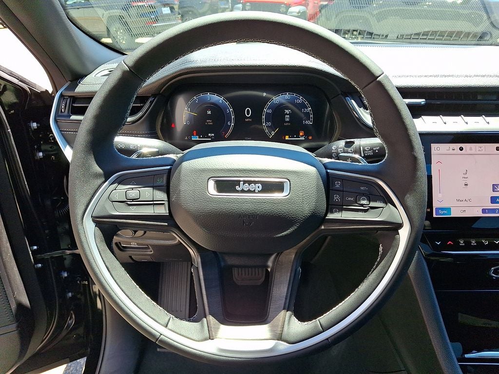 2026 Jeep Grand Cherokee GRAND CHEROKEE LAREDO ALTITUDE 4X4
