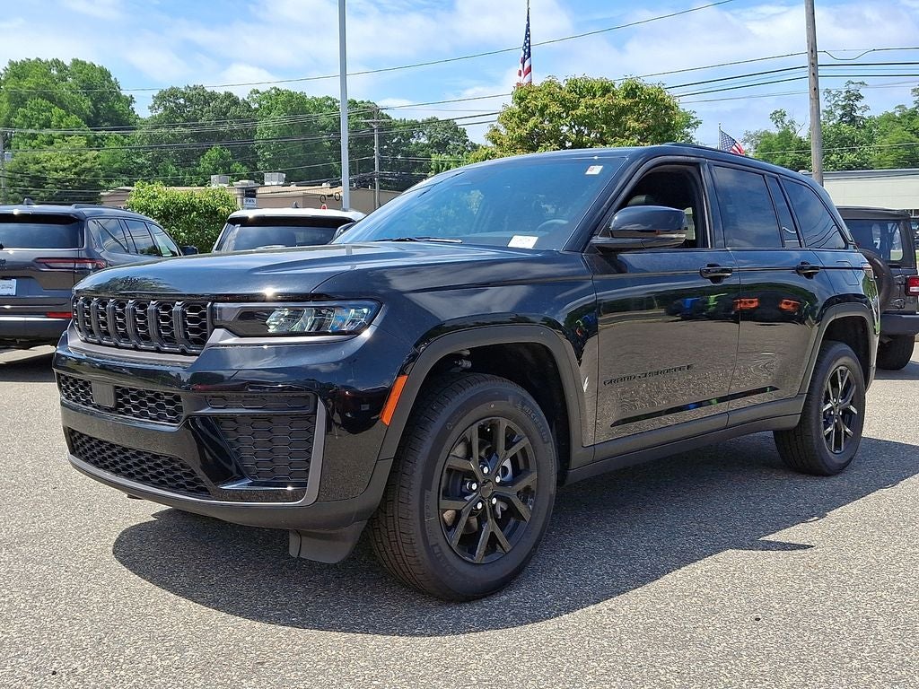 2026 Jeep Grand Cherokee GRAND CHEROKEE LAREDO ALTITUDE 4X4