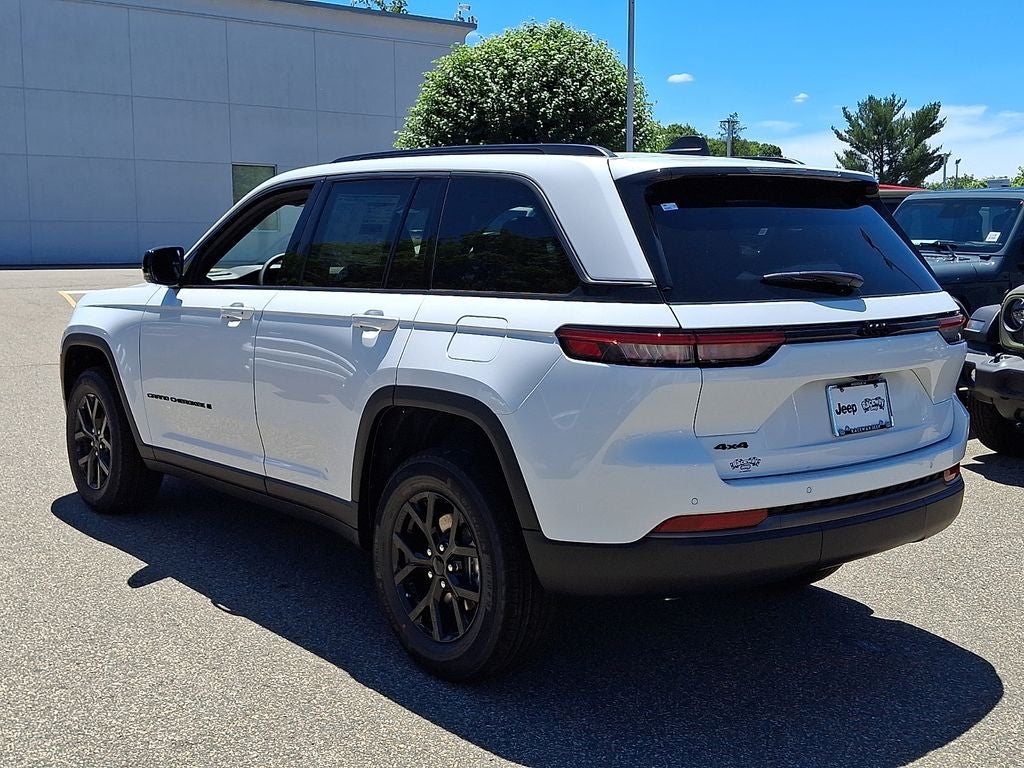 2026 Jeep Grand Cherokee GRAND CHEROKEE LAREDO ALTITUDE 4X4