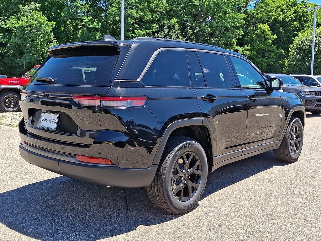 2026 Jeep Grand Cherokee GRAND CHEROKEE LAREDO ALTITUDE 4X4