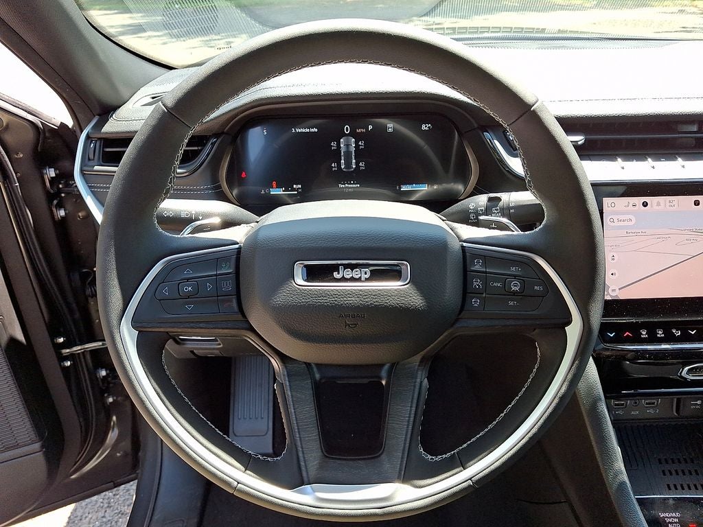 2026 Jeep Grand Cherokee GRAND CHEROKEE LAREDO ALTITUDE 4X4