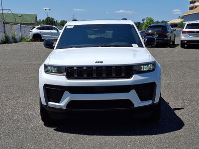 2026 Jeep Grand Cherokee GRAND CHEROKEE LAREDO ALTITUDE 4X4