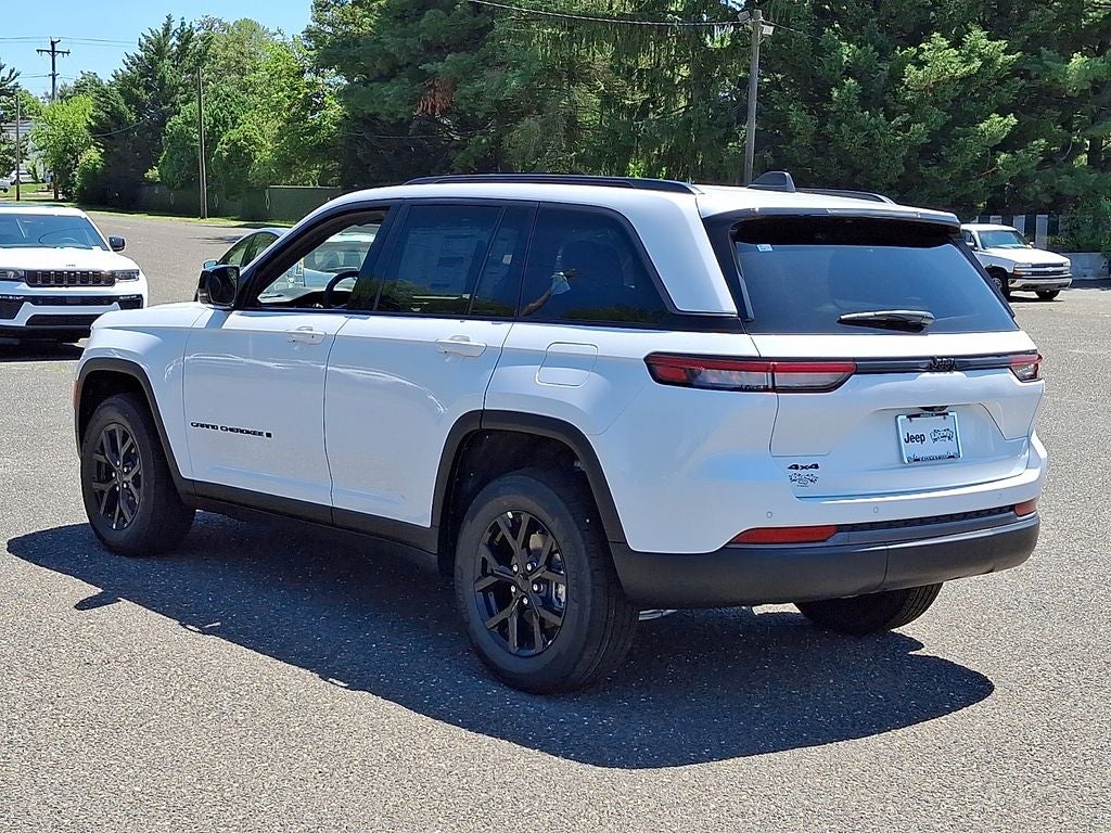 2026 Jeep Grand Cherokee GRAND CHEROKEE LAREDO ALTITUDE 4X4