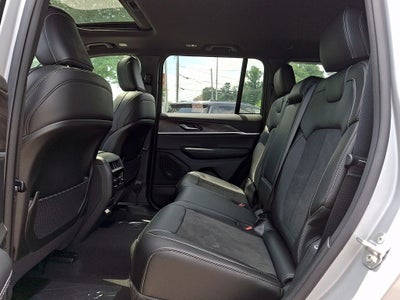 2026 Jeep Grand Cherokee GRAND CHEROKEE LAREDO ALTITUDE 4X4