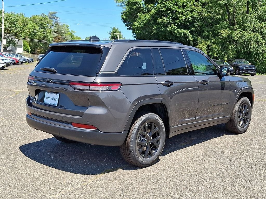 2026 Jeep Grand Cherokee GRAND CHEROKEE LAREDO ALTITUDE 4X4
