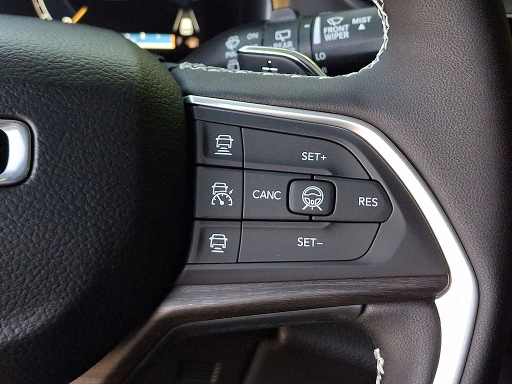 2026 Jeep Grand Cherokee GRAND CHEROKEE LAREDO ALTITUDE 4X4