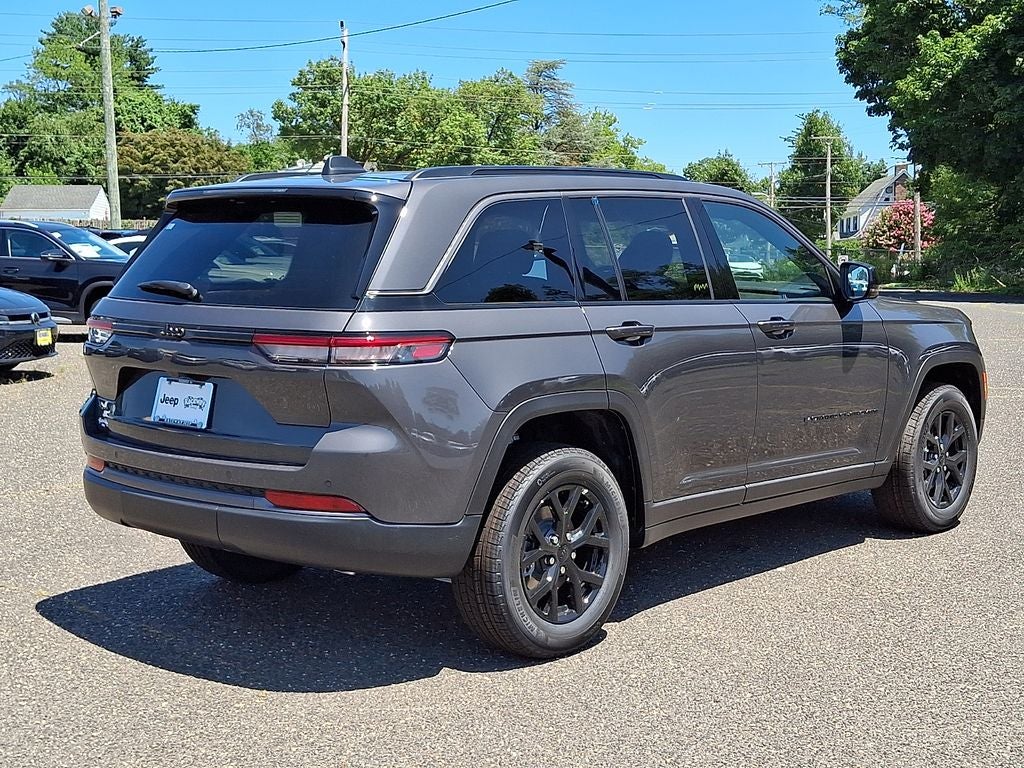 2026 Jeep Grand Cherokee GRAND CHEROKEE LAREDO ALTITUDE 4X4